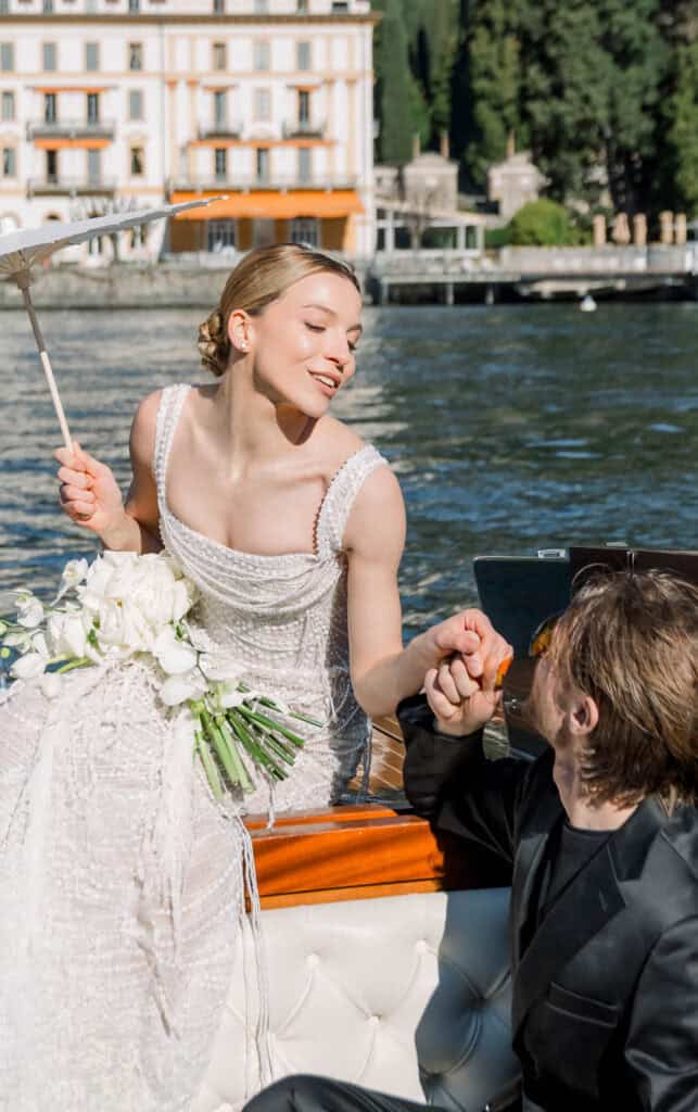 Lake Como Boat Photoshoot rome intimate wedding 08