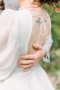 elegant wedding couple portraits100