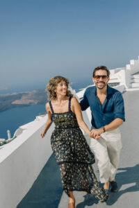 santorini couple photographer